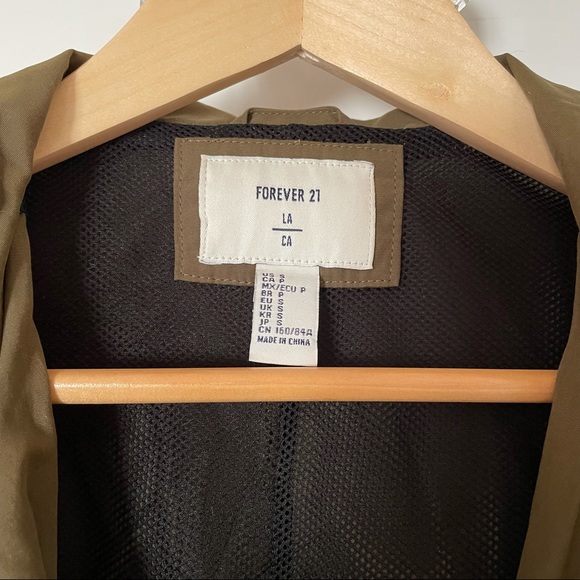 Forever 21 Cinchable Jacket - Picture 5 of 5